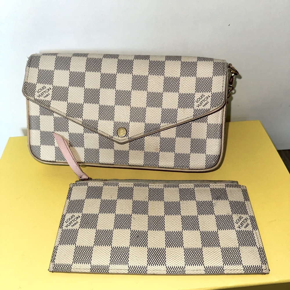 Louis Vuitton Félicie Pochette